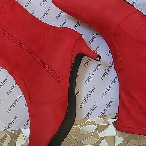 NWT red booties - Picture 3 of 8